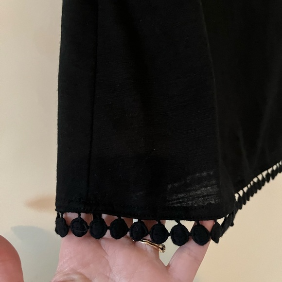 G Collection Rich Black Sleeveless Blouse with Embroidery Detail Women’s Small - Picture 5 of 10